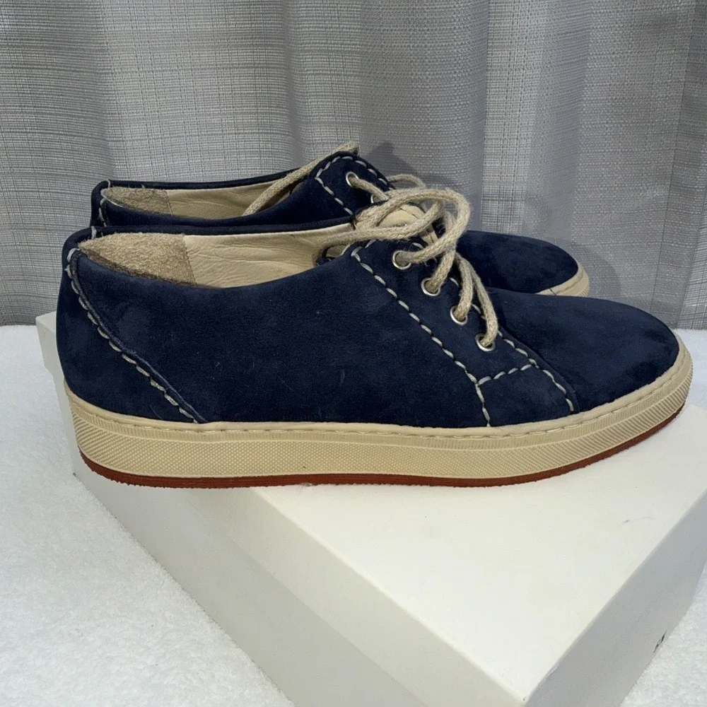 J. Peterman Company Blue Suede Lace Up Shoes Women's Shoe Size 11 Made In Italy